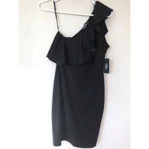 Black Lulu’s One Shoulder Dress Size L